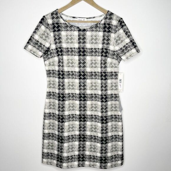 ELIZA J Houndstooth Plaid Print Shift Dress  - Picture 1 of 11